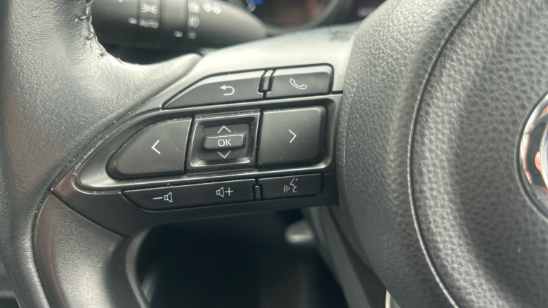 Toyota Yaris 1.5 Hybrid Design 5dr CVT Hybrid Hatchback